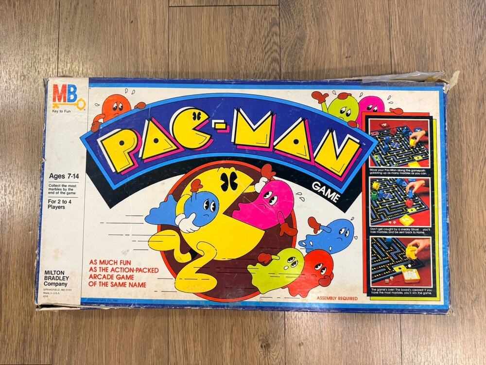 Vintage 1982 Milton Bradley Pac-Man Board Game Arcade Classic 80s